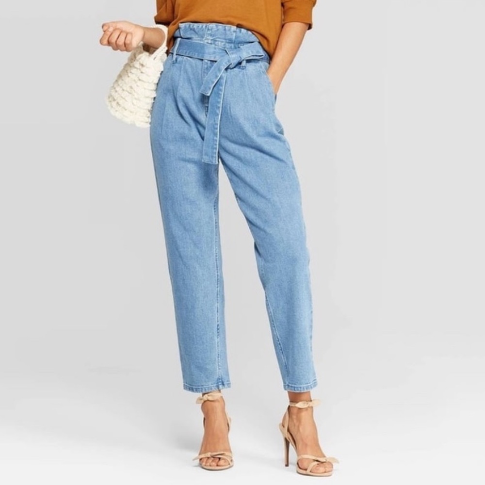 Who What Wear Paper Bag Waist Jeans Tapered Leg Tie Belt Light Wash Size 2